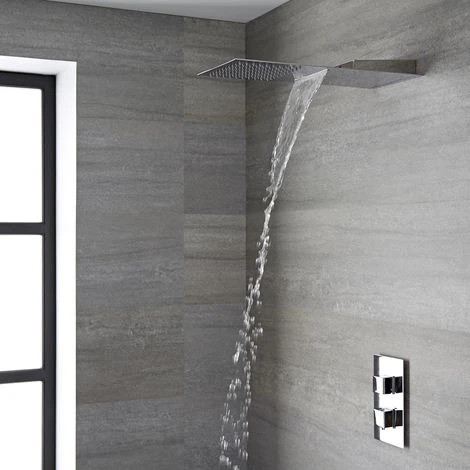 Hudson Reed Trenton Soffione Doccia Rettangolare Ultrasottile Da Parete - Effetto Cascata E Pioggia - Doccione A 2 Vie - 200 X 500 X 25mm 3 Hudson Reed Trenton Soffione Doccia Rettangolare Ultrasottile Da Parete - Effetto Cascata E Pioggia - Doccione A 2 Vie - 200 X 500 X 25mm - immagine 3