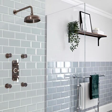 Hudson Reed Elizabeth Idrogetto Rotondo Tradizionale Ø53mm - Design Vintage Con Ugelli In Silicone- Ottone Solido Bronzo Brunito 2 Hudson Reed Elizabeth Idrogetto Rotondo Tradizionale Ø53mm - Design Vintage Con Ugelli In Silicone- Ottone Solido Bronzo Brunito - immagine 2